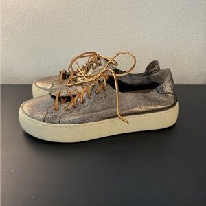 Frye Lena Women’s Metallic Leather‎ Sneakers Size 5.5
